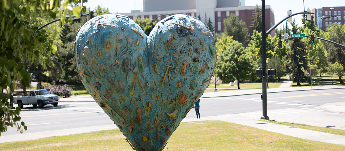 blue heart statue